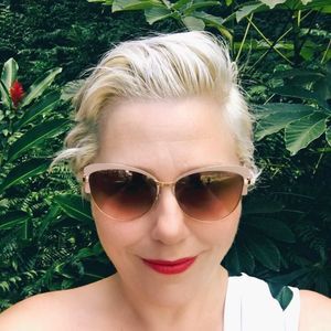 Meet your Posher, Andrea